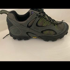 Patagonia hiking shoes brand new without box